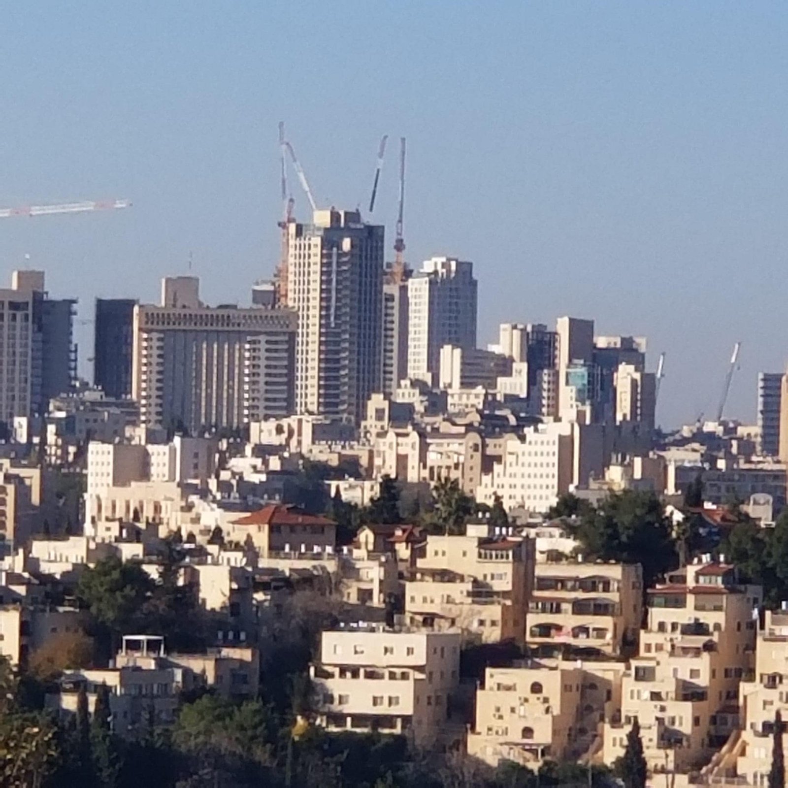 لائحة ببعض بنك الأهداف للم-قاو-مة في فل-سطين المحتلة في حال تطور الحرب .