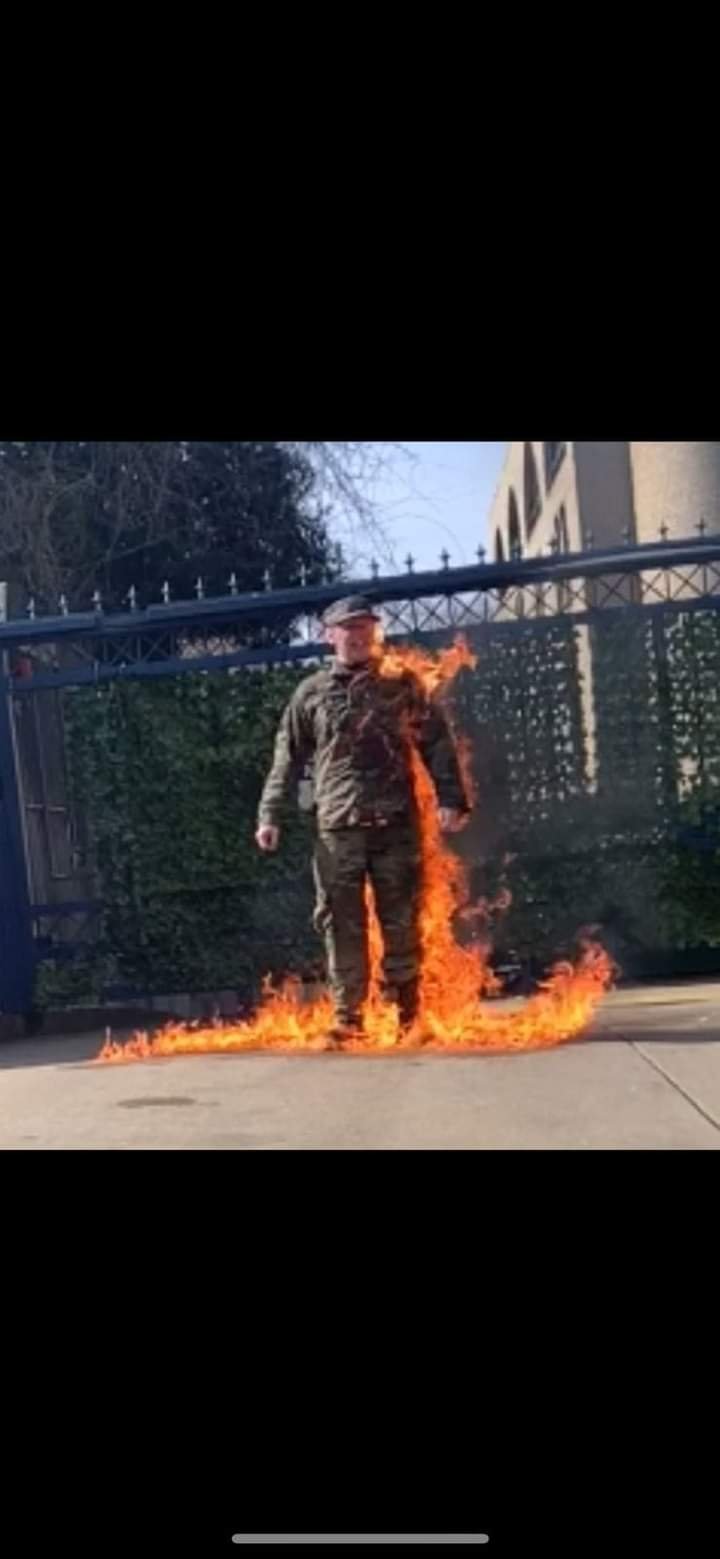 جندي اميركي يحرق نفسه امام السفارة الإسرائيلية احتجاجا على الإبادة الجماعية في غزة