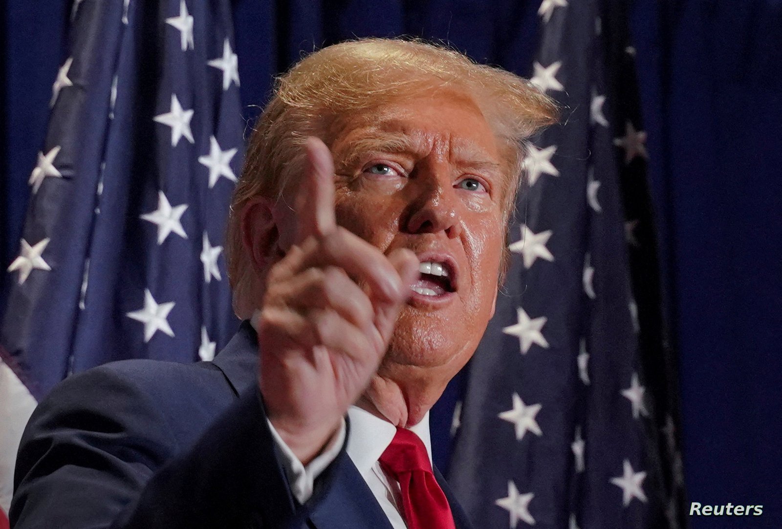 ترامب يعلن دعمه للحرب التي تشنها إسرائيل في قطاع غزة