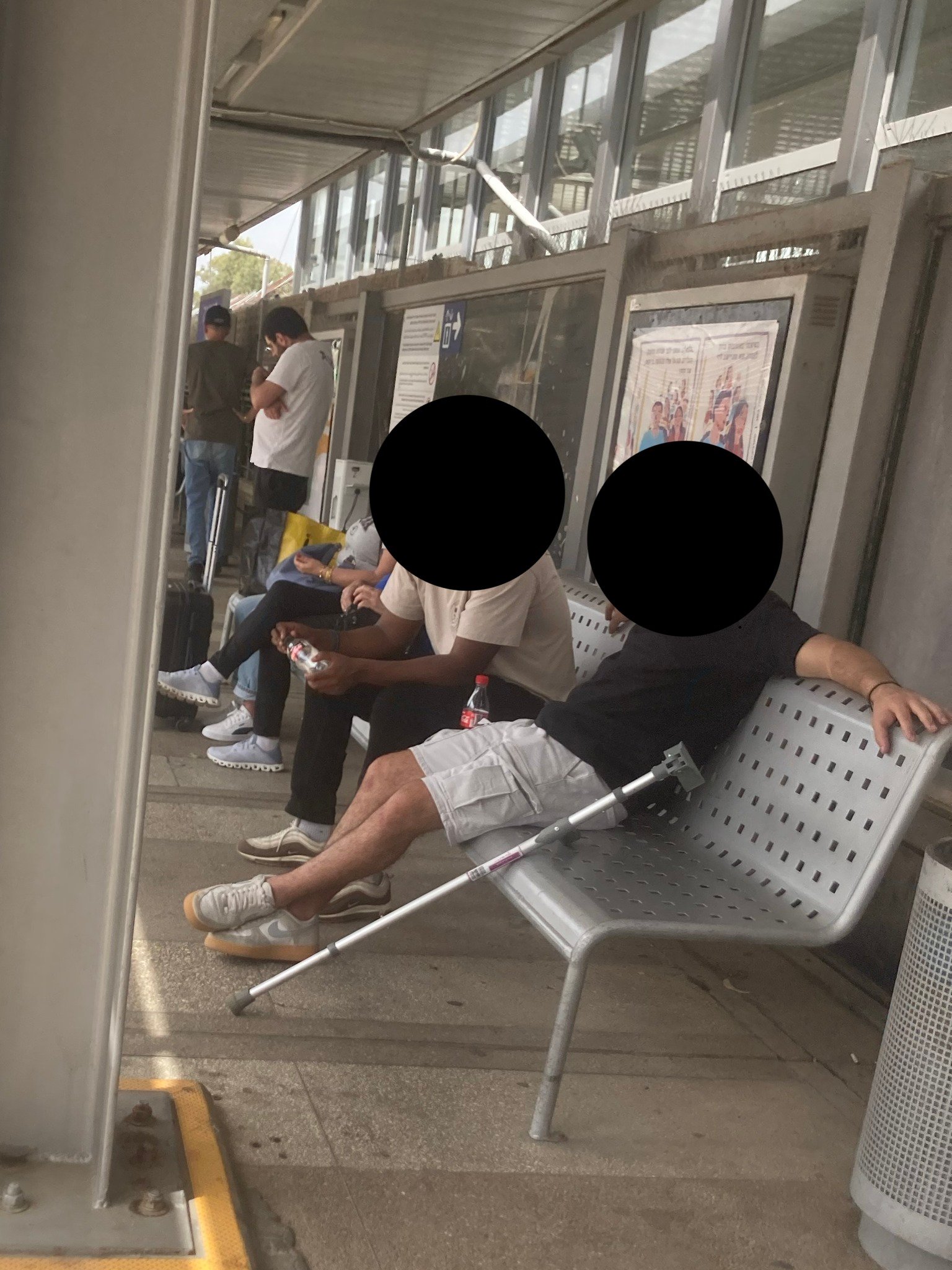 حديث مرعب دار بين جنديين اسرائيليين تنقله فنانة اسرائيلية !