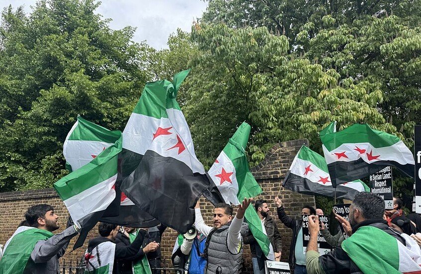 “يديعوت أحرونوت” تكشف عن لقاء سري سوري إسرائيلي !