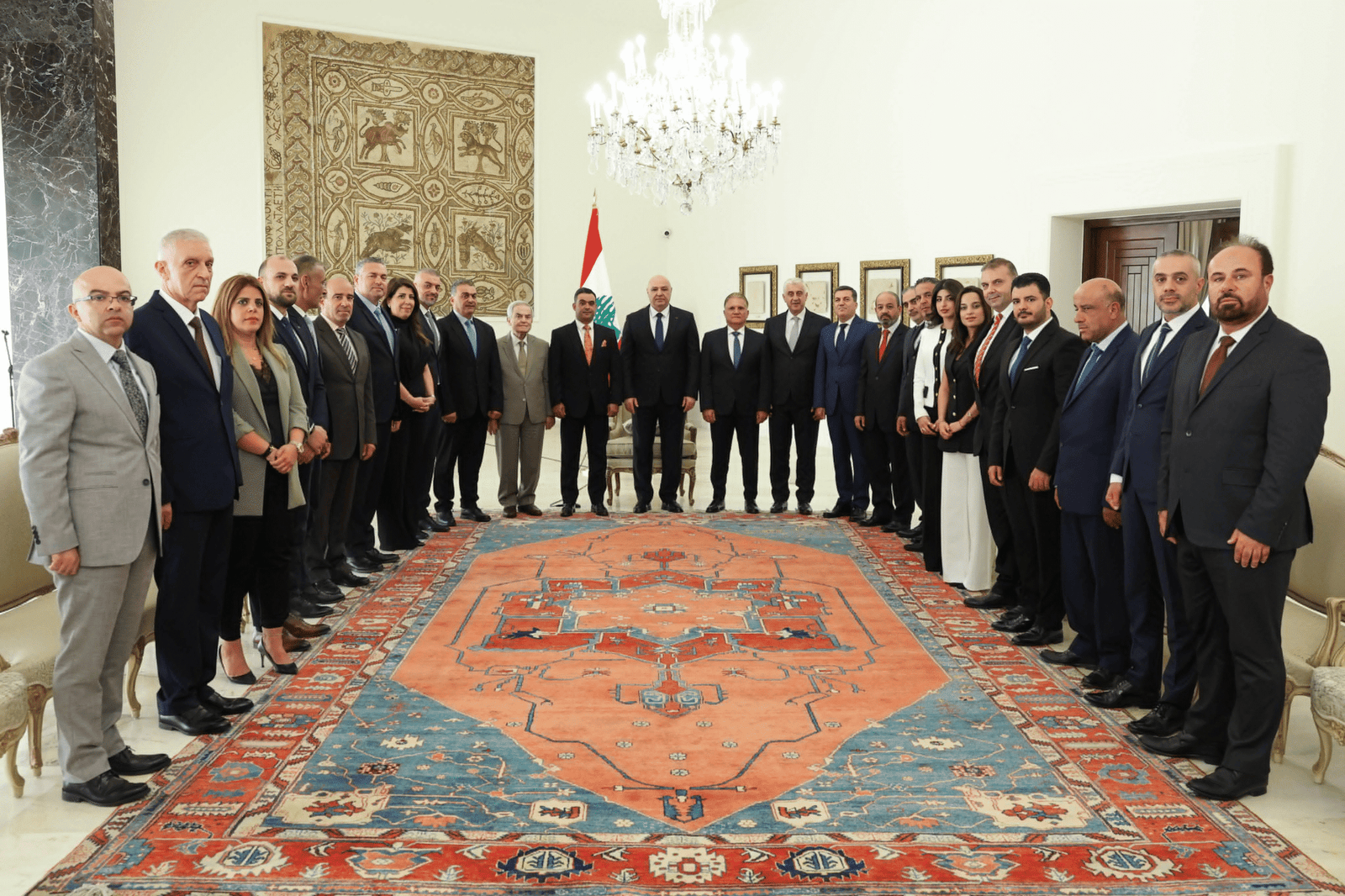 الرئيس عون خلال استقباله وفدا من عائلة آل الخليل : ليس امام لبنان الا التفاوض مع العدو