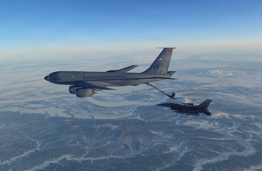 “وول ستريت جورنال”: 5 طائرات أمريكية للتزويد بالوقود اصيبت بأضرار جراء تعرضها للقصف في السعودية